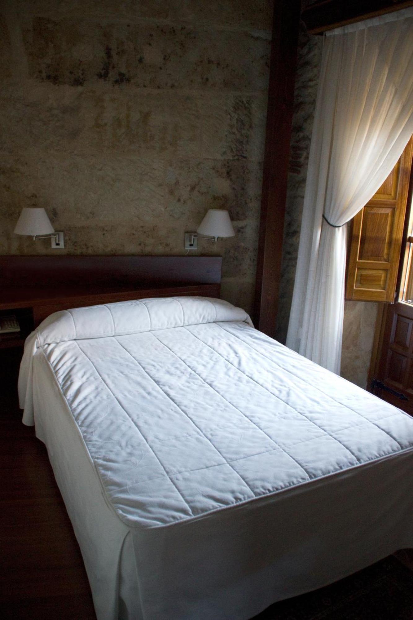 Hotel Microtel Placentinos Salamanca Eksteriør bilde